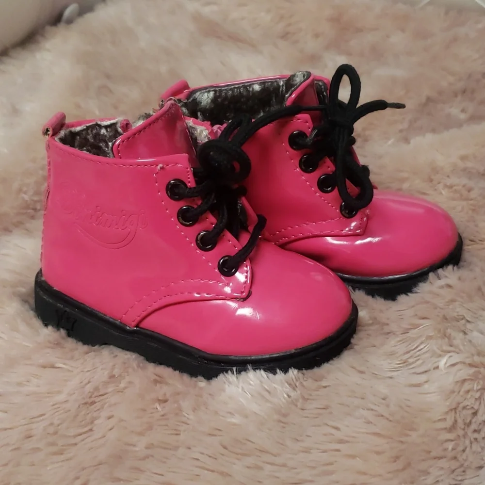 Toddler pink boots size 5 - Picture 3 of 7